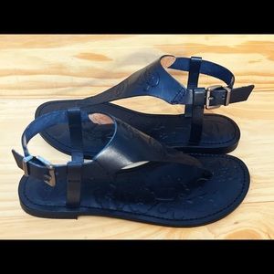 Seychelles Laxmi Embossed Black Leather T Strap Sandals 6